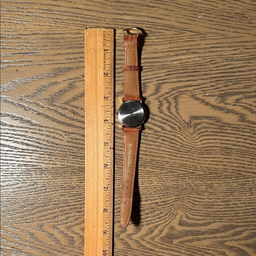 Vintage LABRE Quartz Moon Phase Gold Tone Watch - Picture 6 of 9